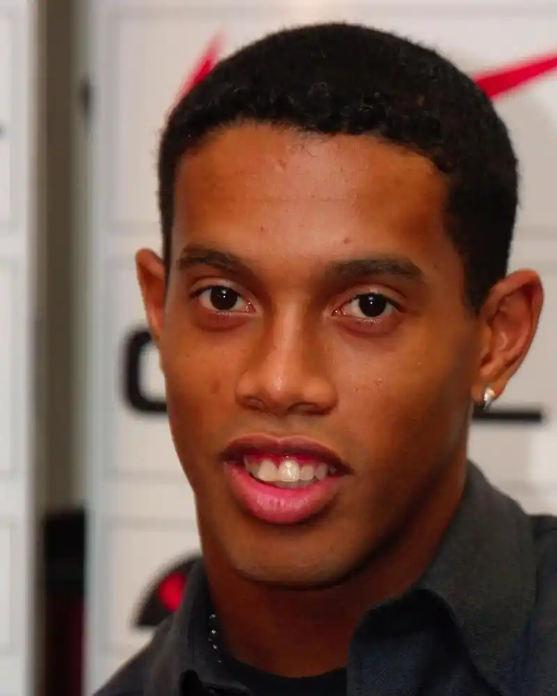 中令人瞩目 中令人瞩目