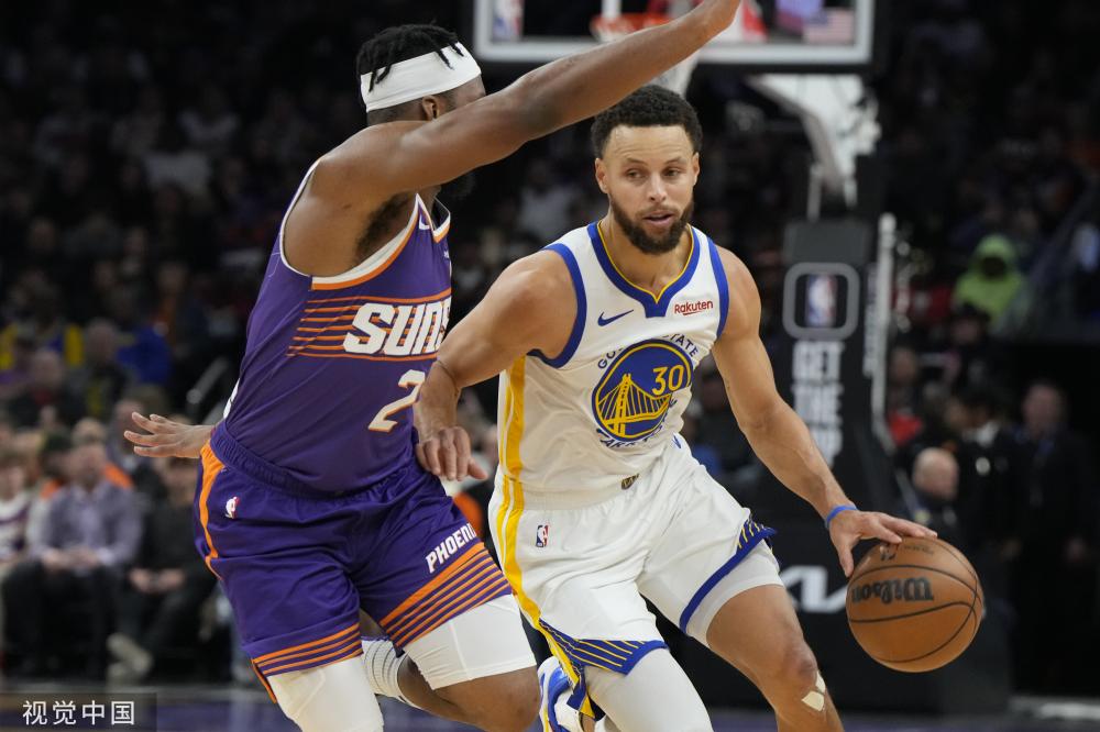 球场上的激 球场上的激