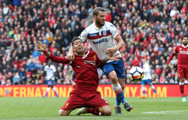 同时也表现 同时也表现